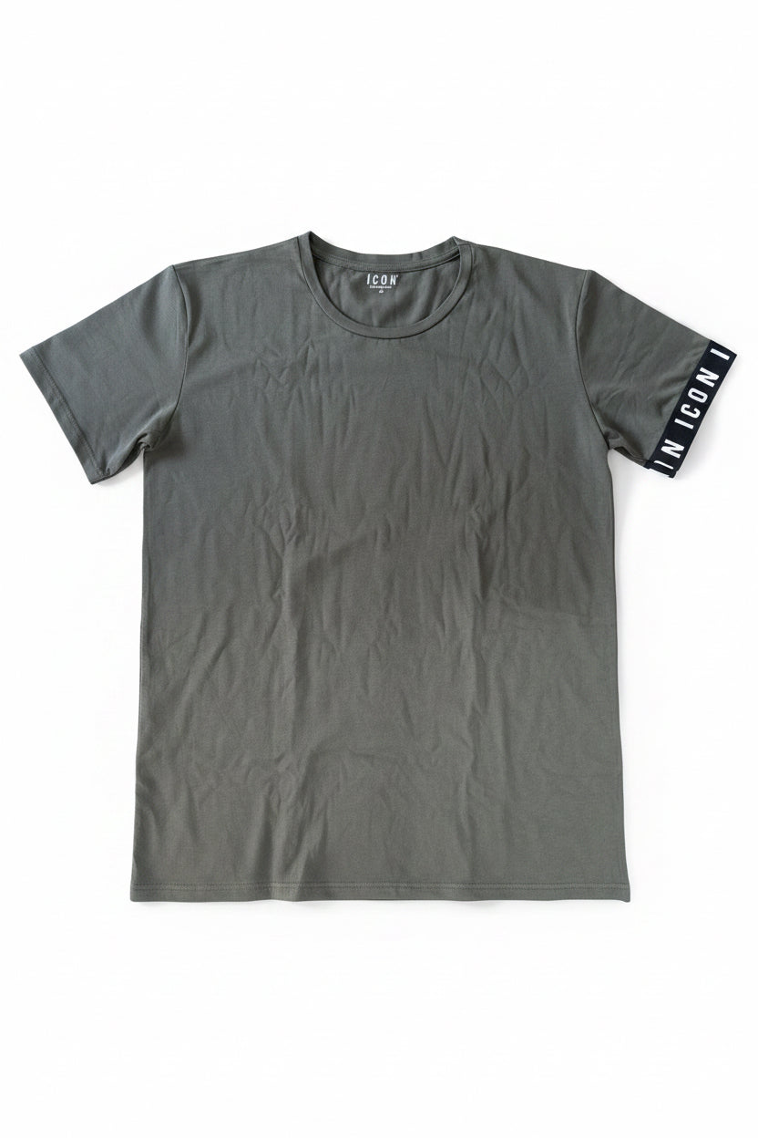 T-Shirt Icon logo sulla Manica