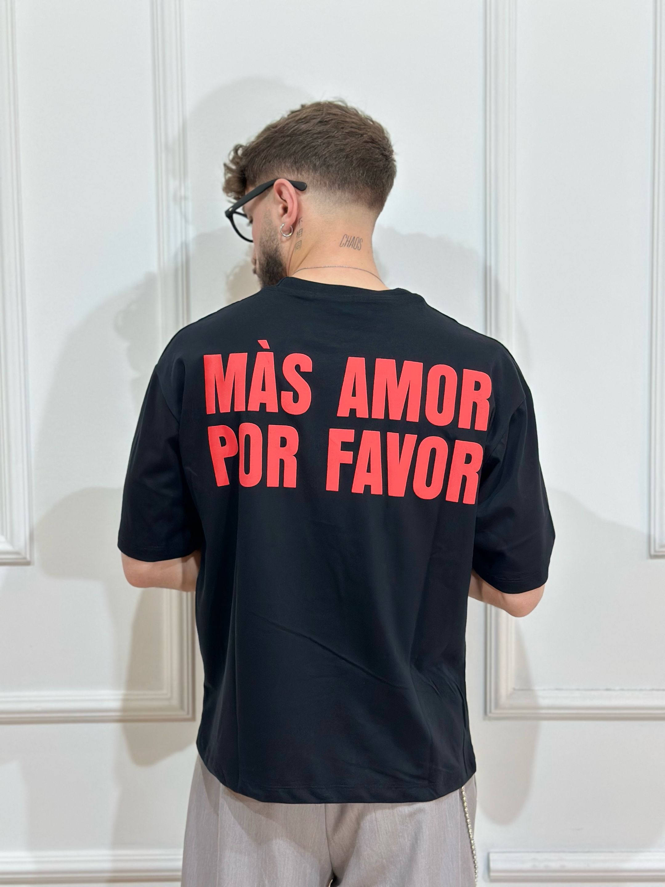 T-Shirt ‘Mas Amor Por Favor’