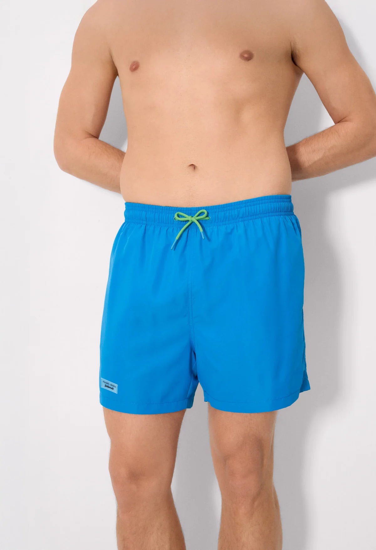 Costume da bagno di media lunghezza