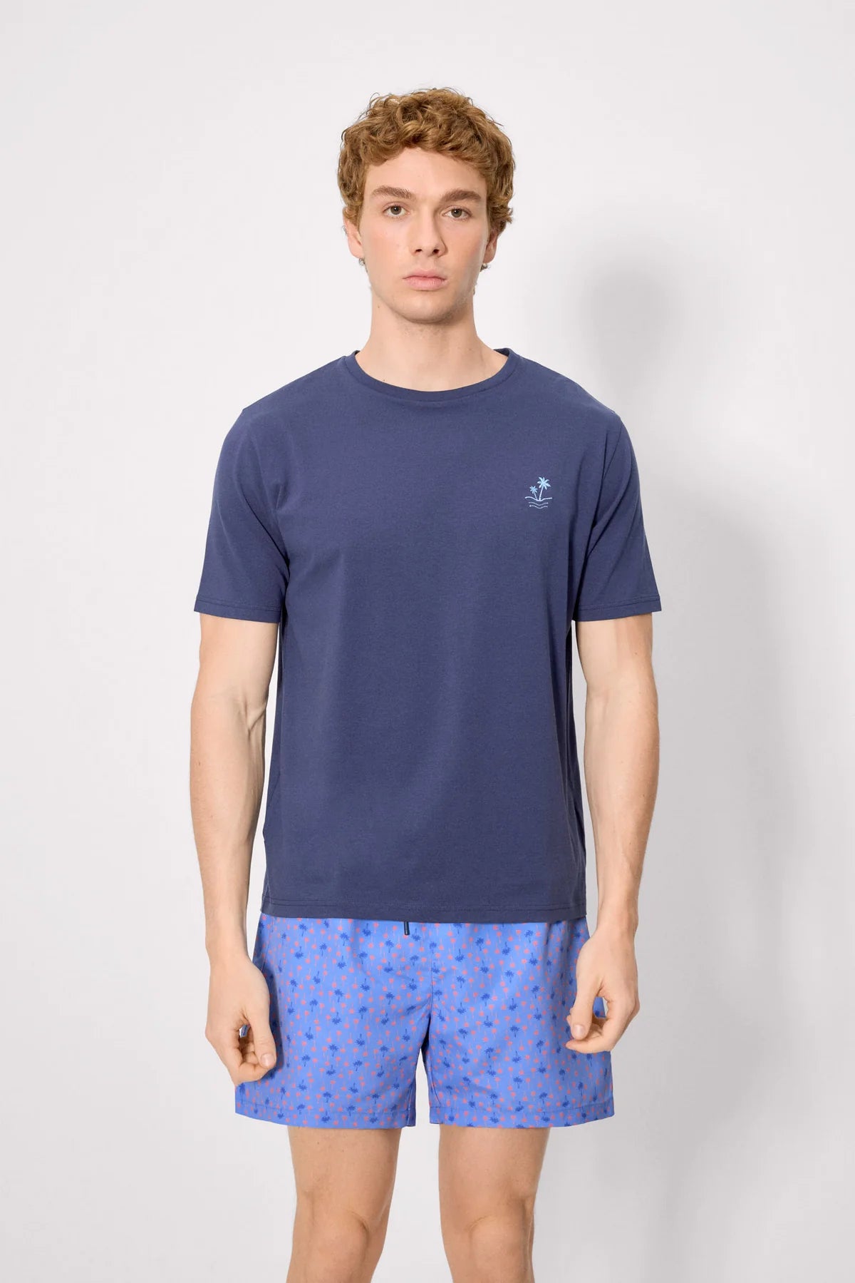 T-shirt a maniche corte con dettaglio di palma ricamato in blu navy